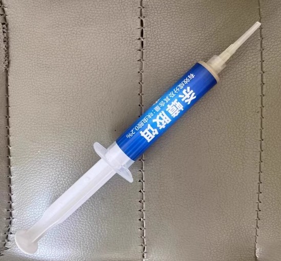 灭蟑螂的药怎么用_灭蟑螂的药长什么样子_灭蟑螂药